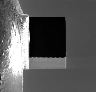 1_Inverted TEM sample from 10nm FinFET device_1x