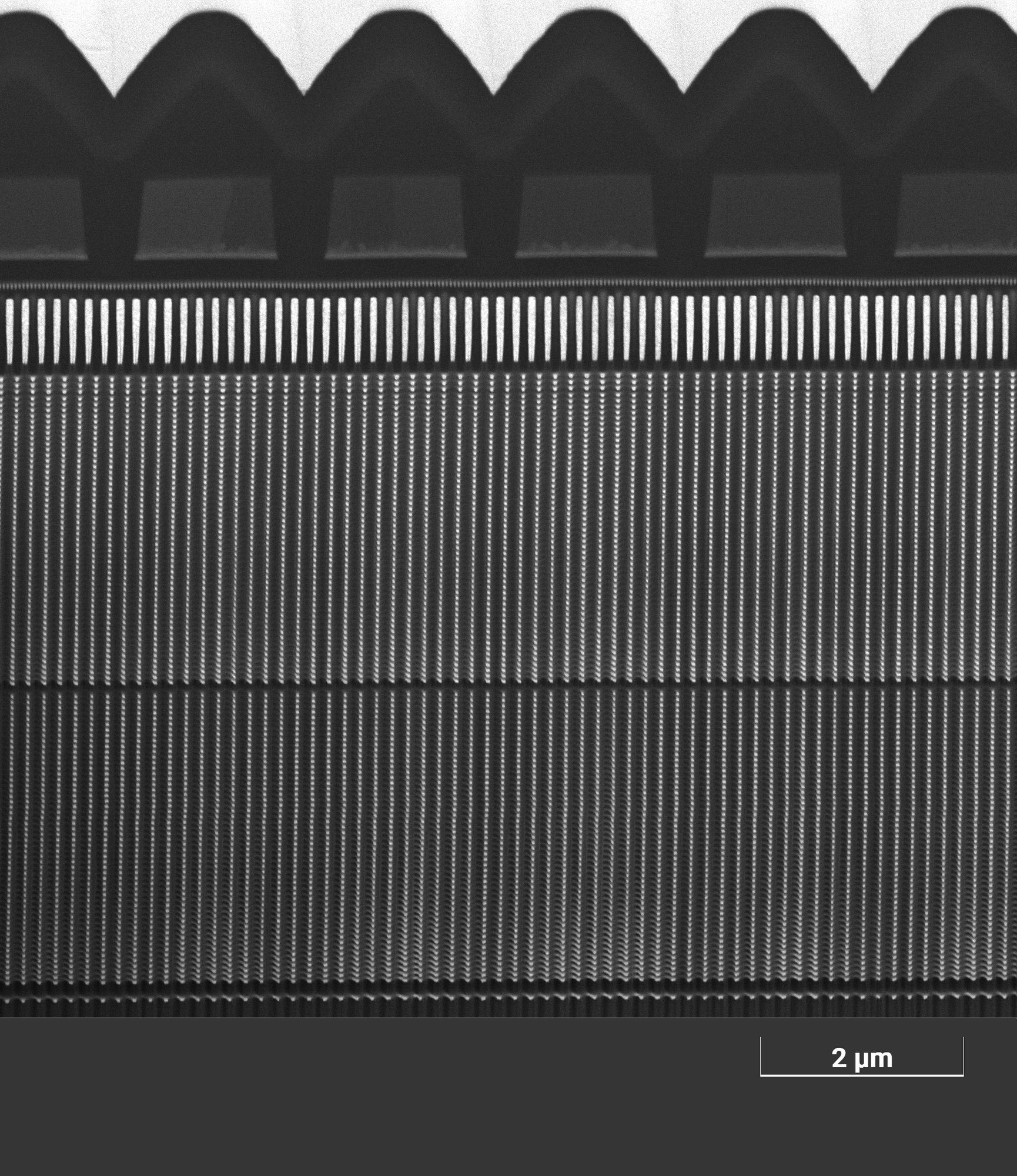 Detailed image of 3D NAND cross-section imaged by Low Energy Backscattered detector at 5 keV