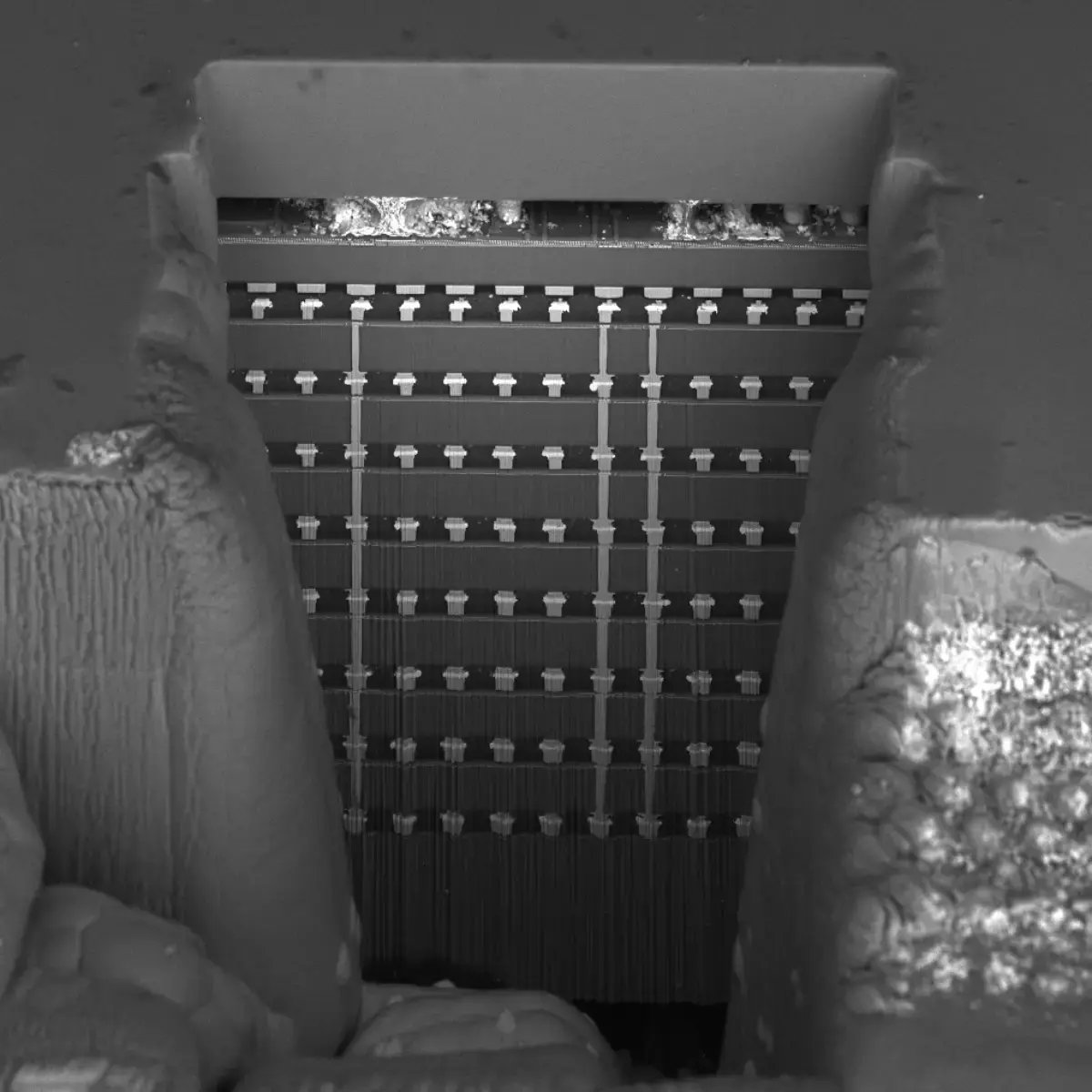 3_HBM memory laser and Plasma FIB cross-sectioning