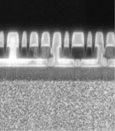 6_FinFET device during FIB polishing_1x
