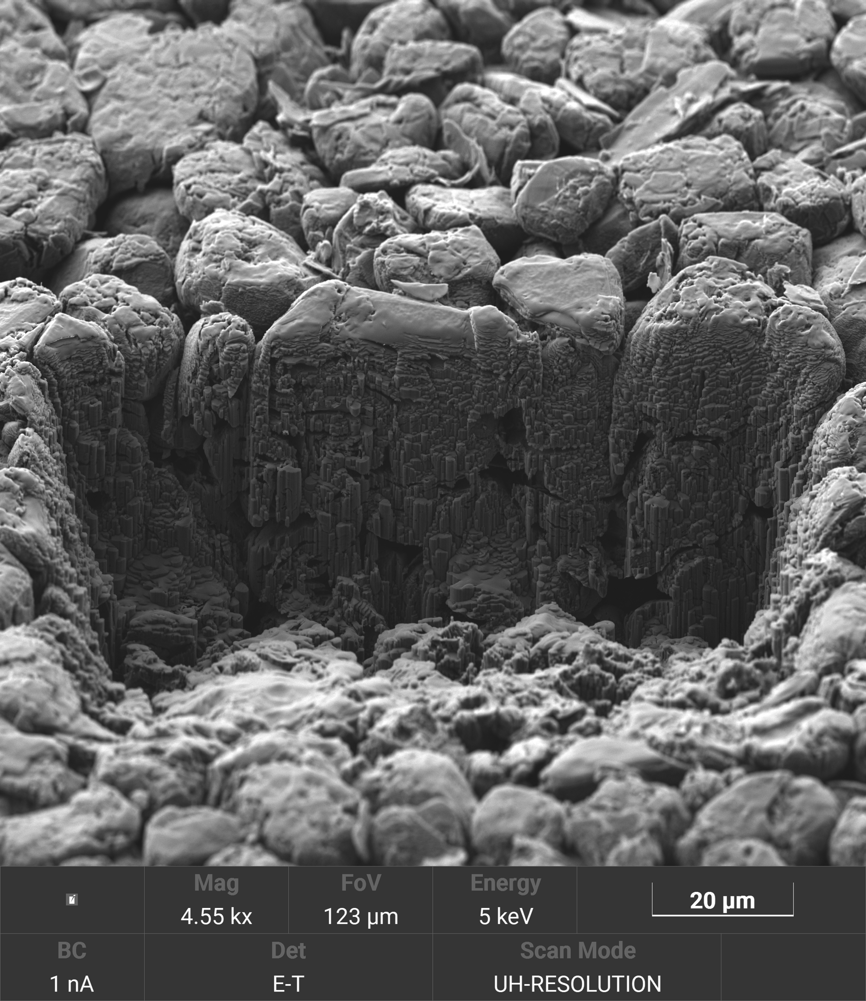 Prepare Large Trenches with Reduced Artifacts