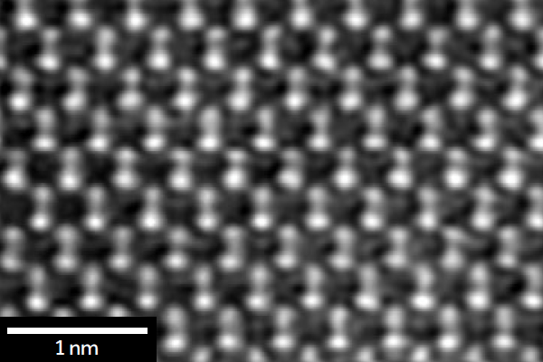 Detail HAADF TEM image of Si sample showing dumbbell structure in crystallographic orientation [110]-1 (1) (1)