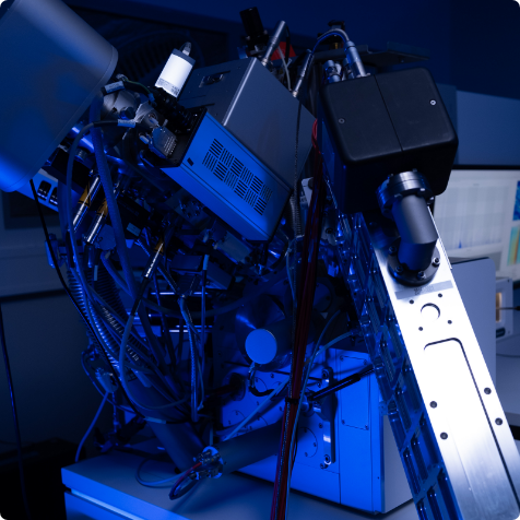 Front view of TESCAN AMBER X Plasma FIB-SEM