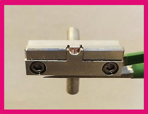 dual-pin-grid-holder